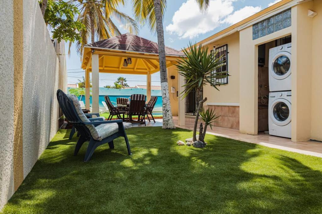Blue Sky Residence Aruba Savaneta Exterior foto